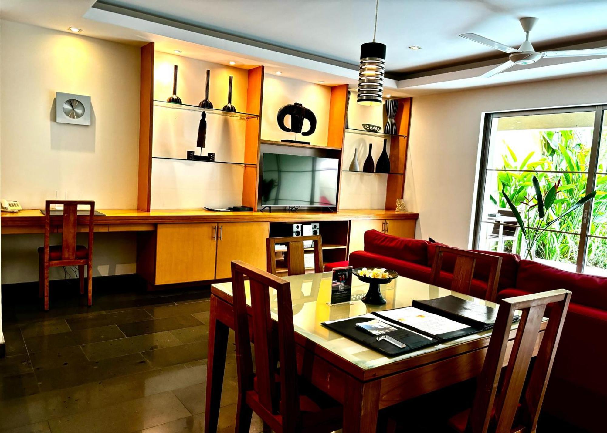Bali Island Villas And Spa Seminyak Экстерьер фото
